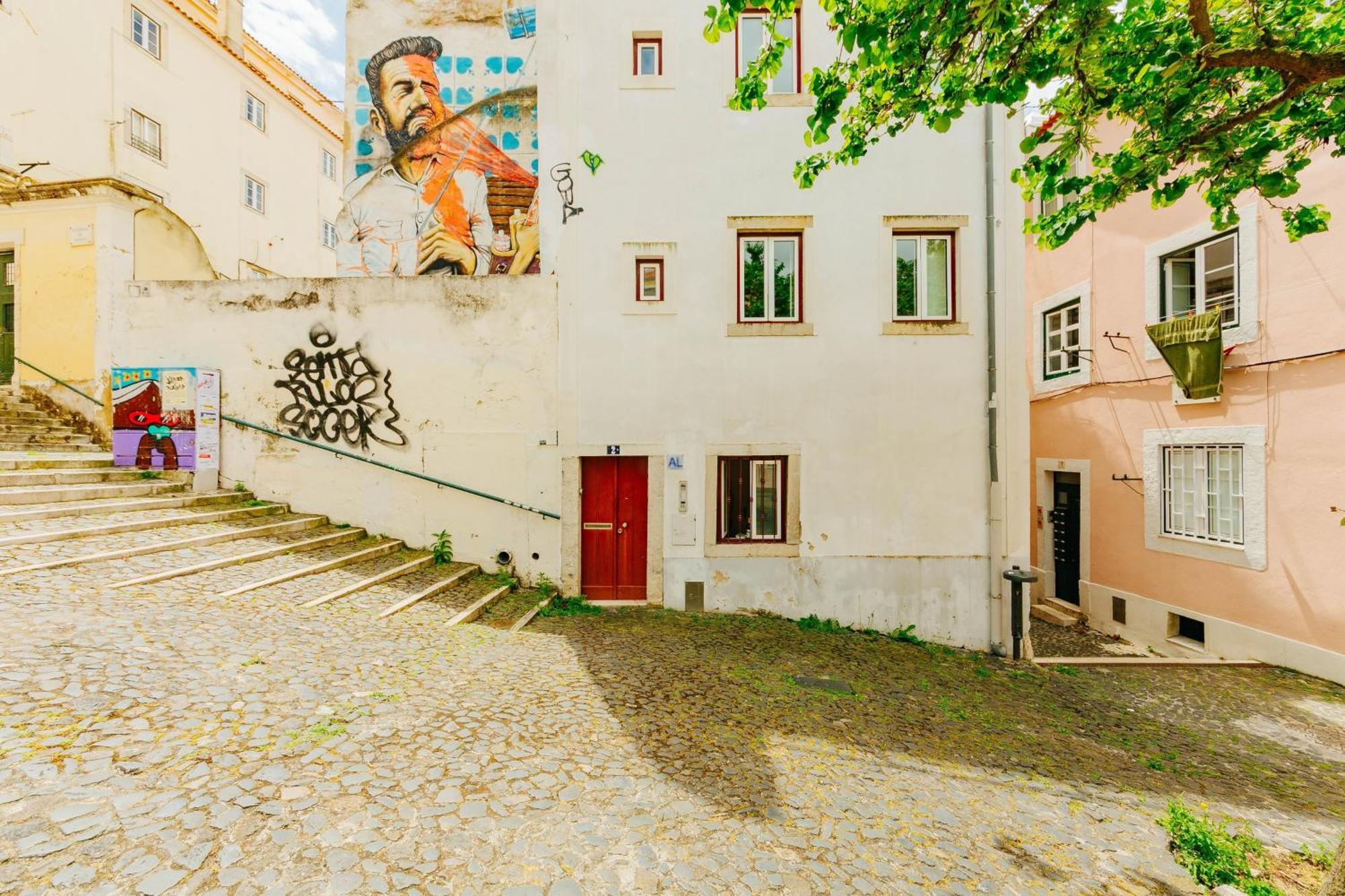 Rent4Rest Lisbon Downtown Tiny Studio Apartments Luaran gambar
