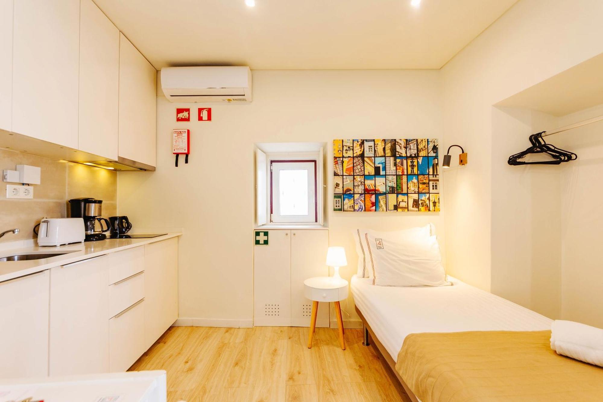 Rent4Rest Lisbon Downtown Tiny Studio Apartments Luaran gambar