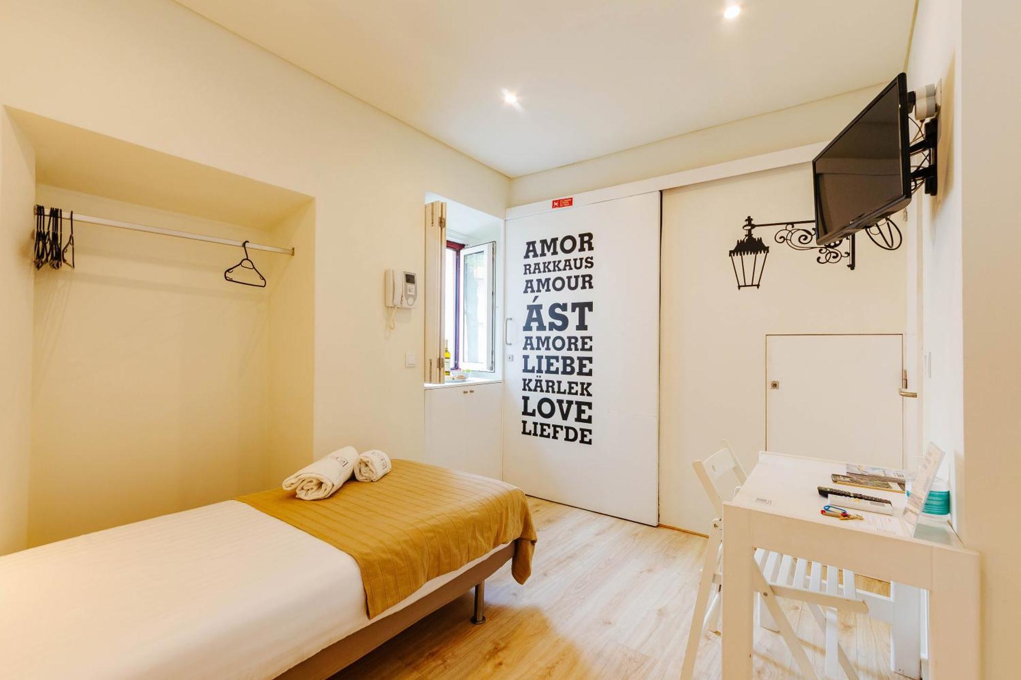 Rent4Rest Lisbon Downtown Tiny Studio Apartments Luaran gambar