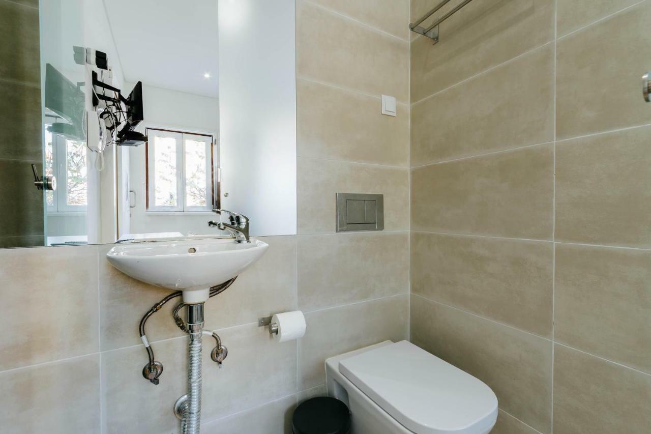 Rent4Rest Lisbon Downtown Tiny Studio Apartments Luaran gambar